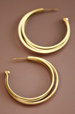 Gabrielle Hoop Earrings